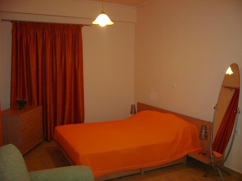 Nadia Apartments Митимна Екстериор снимка